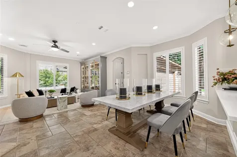 15 Veilwood Circle The Woodlands TX 77382