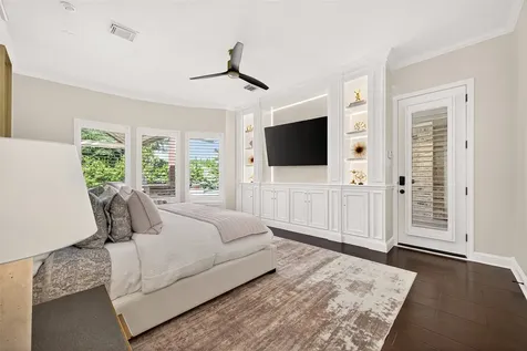 15 Veilwood Circle The Woodlands TX 77382