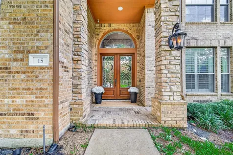 15 Veilwood Circle The Woodlands TX 77382