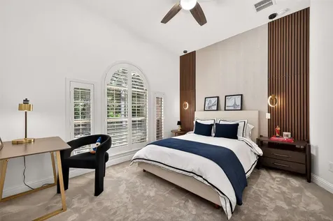 15 Veilwood Circle The Woodlands TX 77382