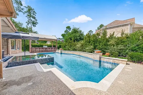 15 Veilwood Circle The Woodlands TX 77382