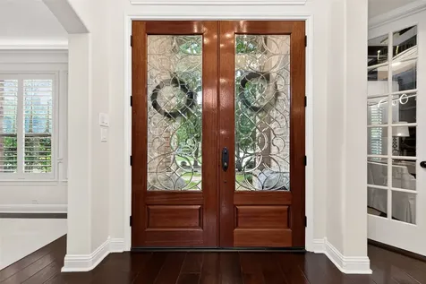 15 Veilwood Circle The Woodlands TX 77382