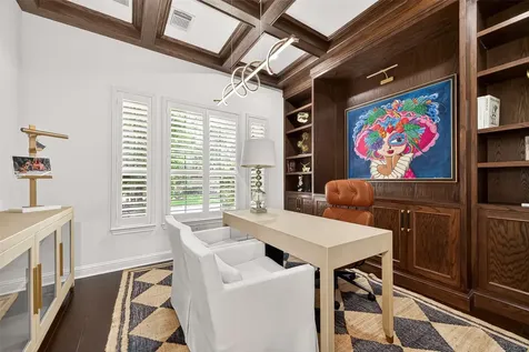 15 Veilwood Circle The Woodlands TX 77382