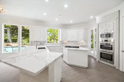 4111 Thistle Hill Court Sugar Land TX 77479
