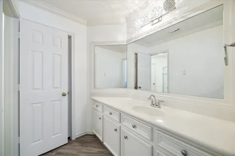 4111 Thistle Hill Court Sugar Land TX 77479