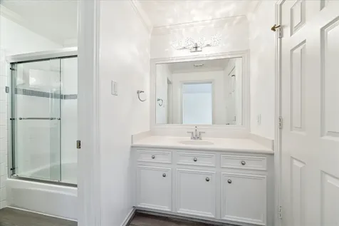 4111 Thistle Hill Court Sugar Land TX 77479