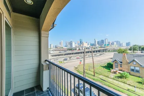 2014 Mcllhenny Street Houston TX 77004