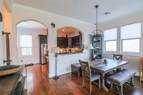 2014 Mcllhenny Street Houston TX 77004