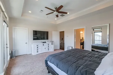 2014 Mcllhenny Street Houston TX 77004