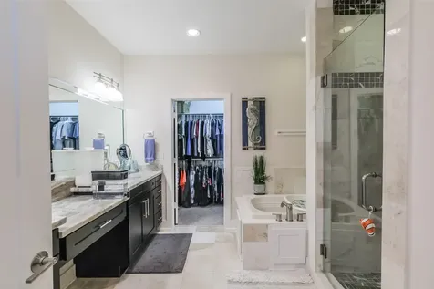 2014 Mcllhenny Street Houston TX 77004