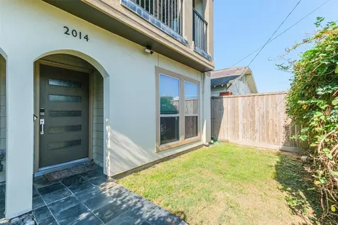 2014 Mcllhenny Street Houston TX 77004