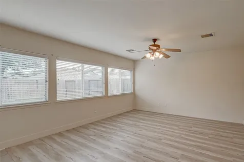 5827 Silver Oak Missouri City TX 77459