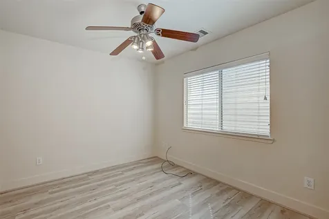 5827 Silver Oak Missouri City TX 77459
