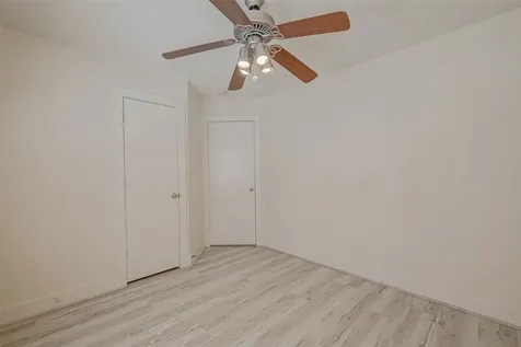 5827 Silver Oak Missouri City TX 77459
