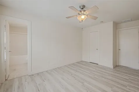 5827 Silver Oak Missouri City TX 77459