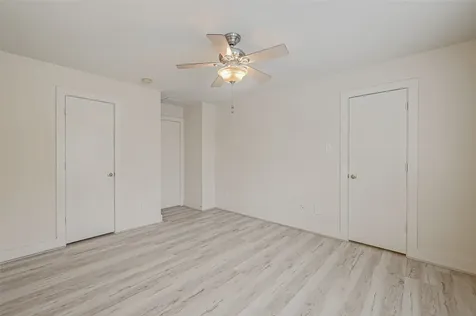 5827 Silver Oak Missouri City TX 77459