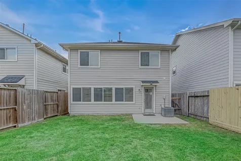 5827 Silver Oak Missouri City TX 77459