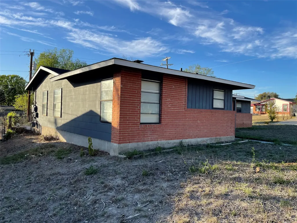 4403 Trailwood Drive San Antonio TX 78228