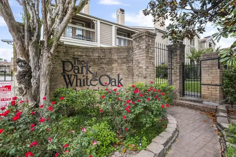 1860 White Oak Drive 355 Houston TX 77009