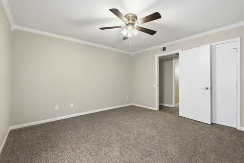 1860 White Oak Drive 355 Houston TX 77009