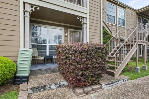 1860 White Oak Drive 355 Houston TX 77009