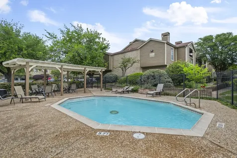 1860 White Oak Drive 355 Houston TX 77009