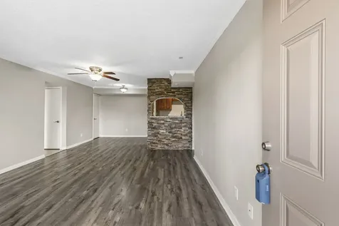 1860 White Oak Drive 355 Houston TX 77009