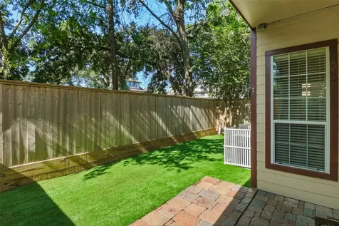 11119 Sherwood Forest Glen Drive Houston TX 77043