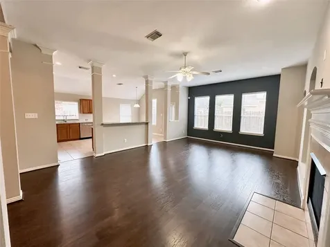 7611 Waterlilly Lane Pearland TX 77581