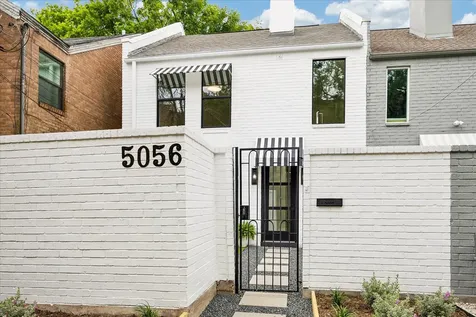 5056 Academy Street Houston TX 77005