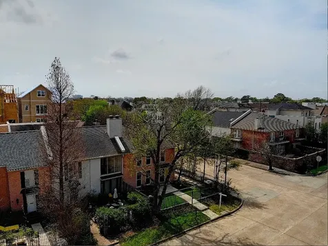5985 Inwood Drive Houston TX 77057