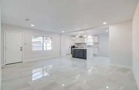 5230 W Bellfort Avenue Houston TX 77035