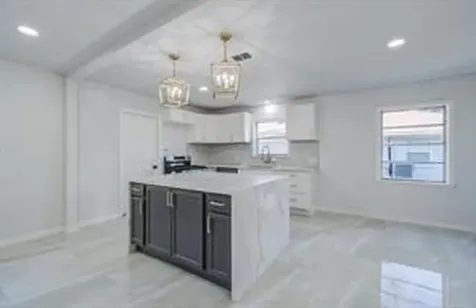 5230 W Bellfort Avenue Houston TX 77035