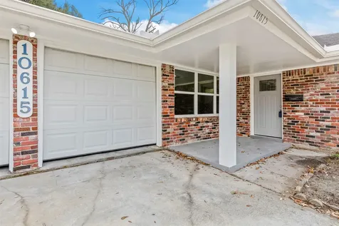 10615 Clematis Lane Houston TX 77035