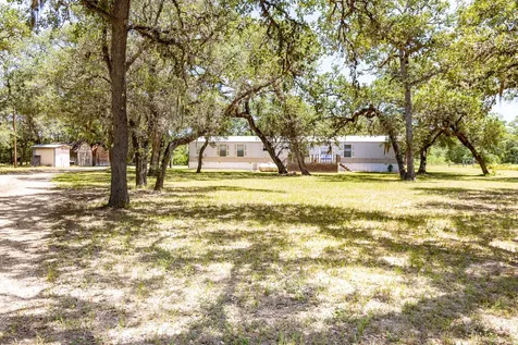 14751 Fm 530 Hallettsville TX 77964