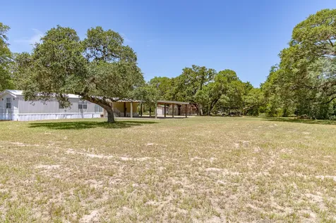 14751 Fm 530 Hallettsville TX 77964
