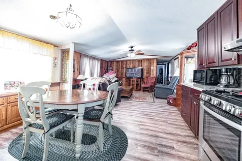 14751 Fm 530 Hallettsville TX 77964