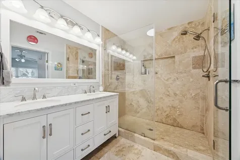 6 Cedar Lawn Circle Galveston TX 77551