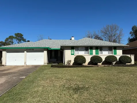 11018 Sharpview Drive Houston TX 77072