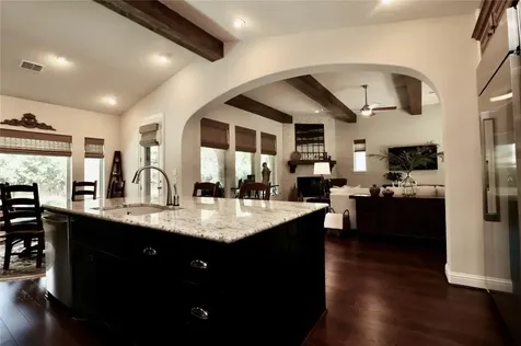 51 Woodglade Way Tomball TX 77375