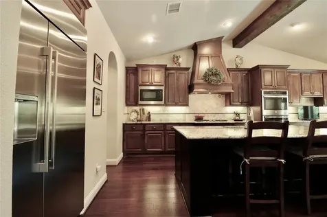51 Woodglade Way Tomball TX 77375