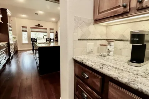 51 Woodglade Way Tomball TX 77375