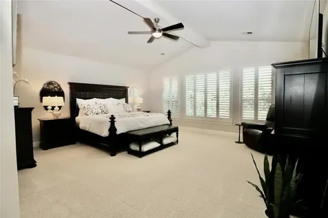 51 Woodglade Way Tomball TX 77375