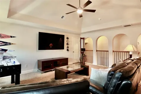 51 Woodglade Way Tomball TX 77375