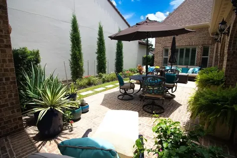 51 Woodglade Way Tomball TX 77375
