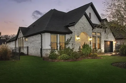 9819 Cobalt Cove Willis TX 77318