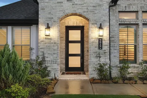 9819 Cobalt Cove Willis TX 77318