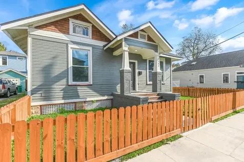 2902 Houston Avenue Houston TX 77009