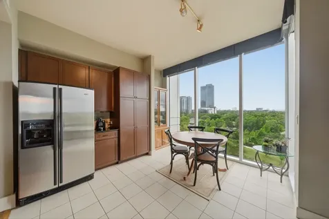 3333 Allen Parkway 709 Houston TX 77019