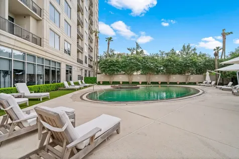 3333 Allen Parkway 709 Houston TX 77019